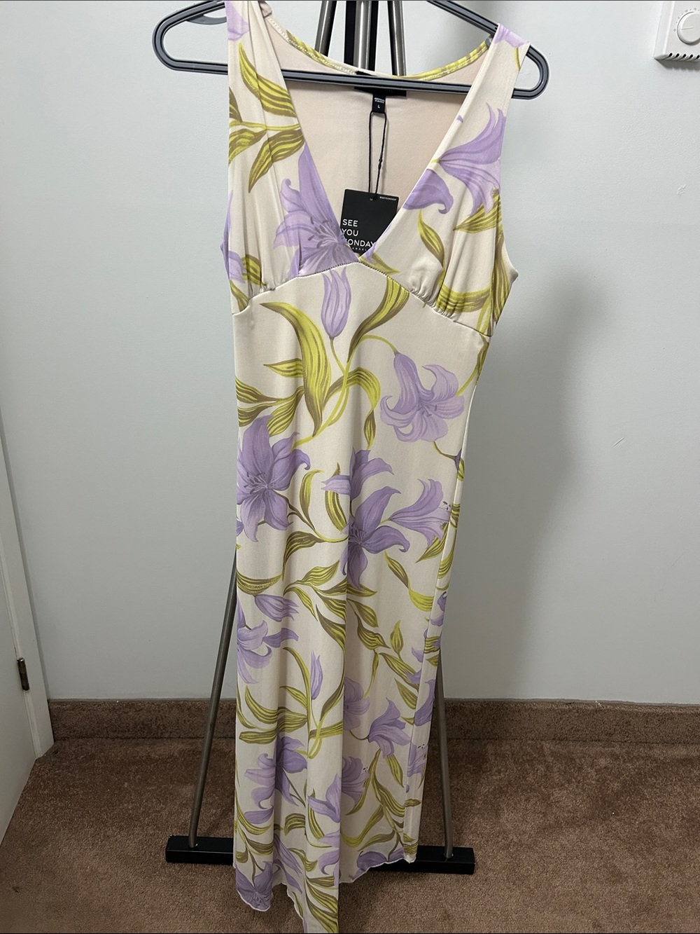 NWT SEE YOU MONDAY Cream Maxi Dress with Lilac Floral Print ptp 16 to 20